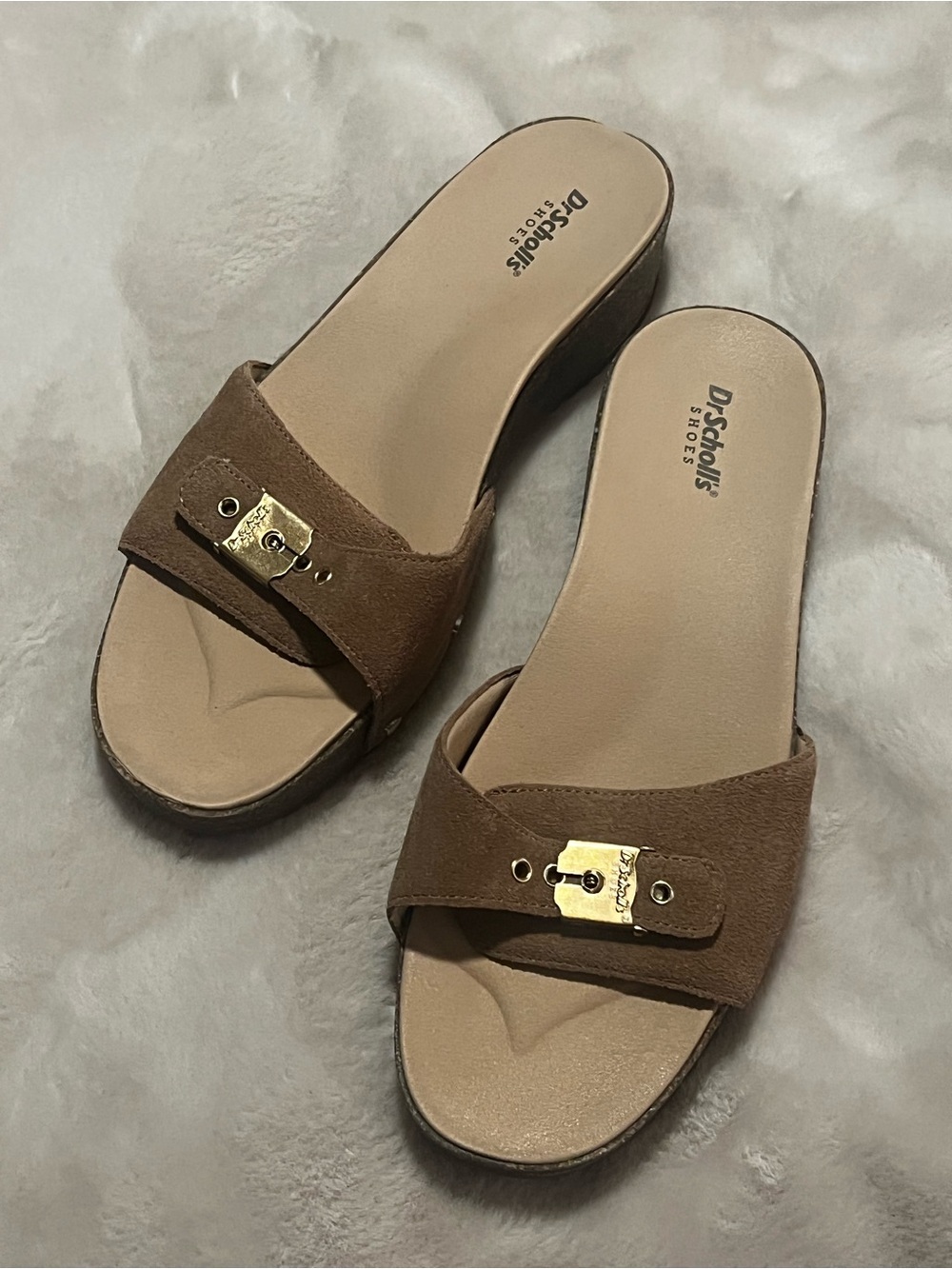 Dr. Scholl's Honey Suede Flex Sandals  with Gold Buckle, NWOT